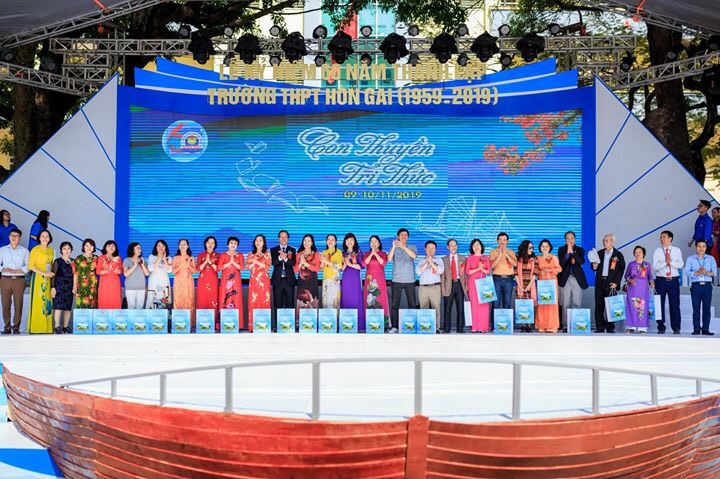 Sự kiện kỷ niệm 60 năm thành lập trường THPT Hòn Gai
